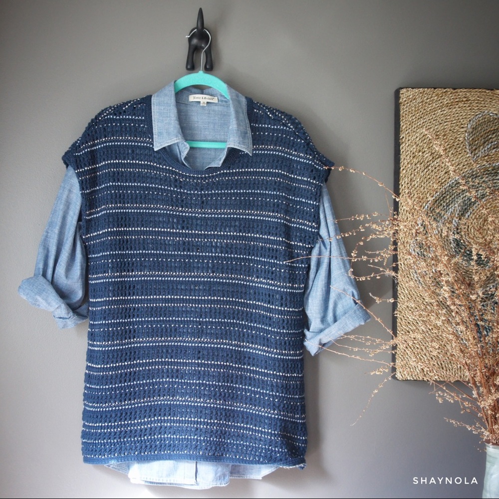 Coldwater Creek Navy Short Sleeve Sweater