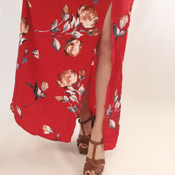 *LAST ONE* Floral Maxi Dress - Picture 6 of 7