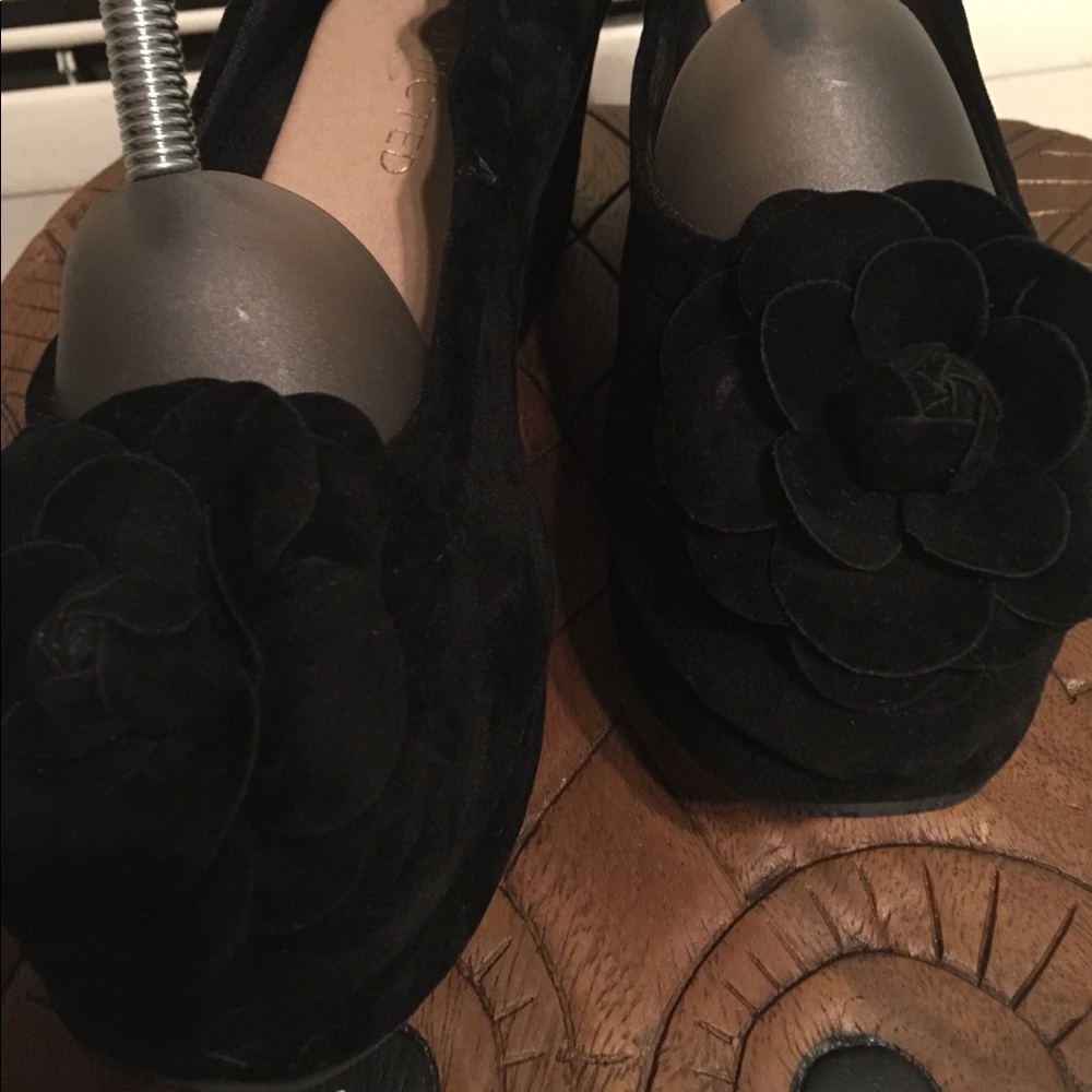 Women wedge pumps