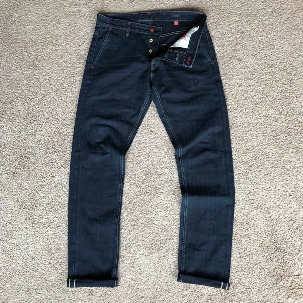 Agave Denim “Harpy Slouchy Slim”