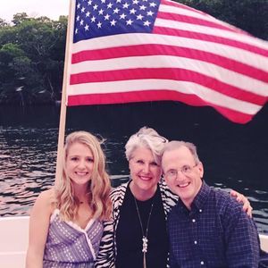 Meet your Posher, Hayley