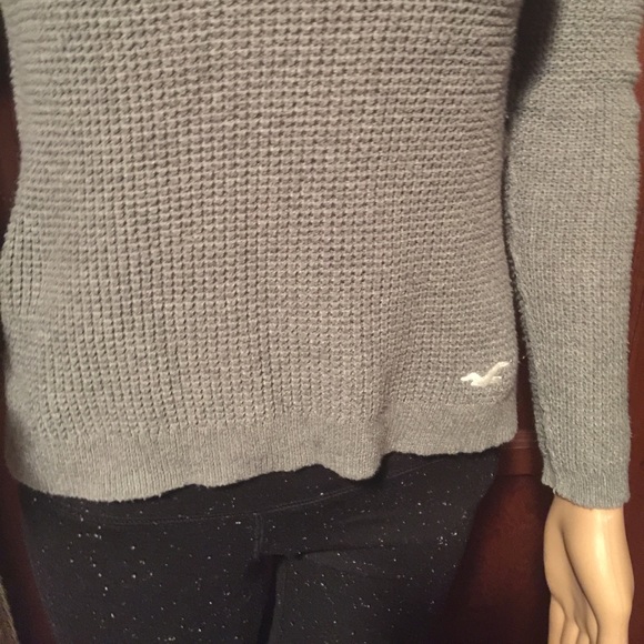 Hollister light sweater - Picture 4 of 7