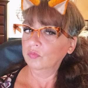 Meet your Posher, Traci