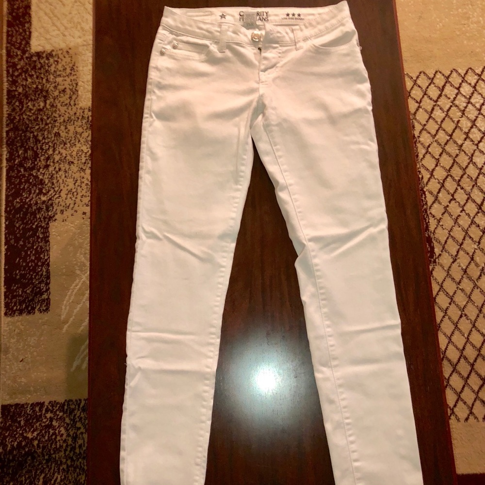 White Low Rose Skinny Jeans Size 3