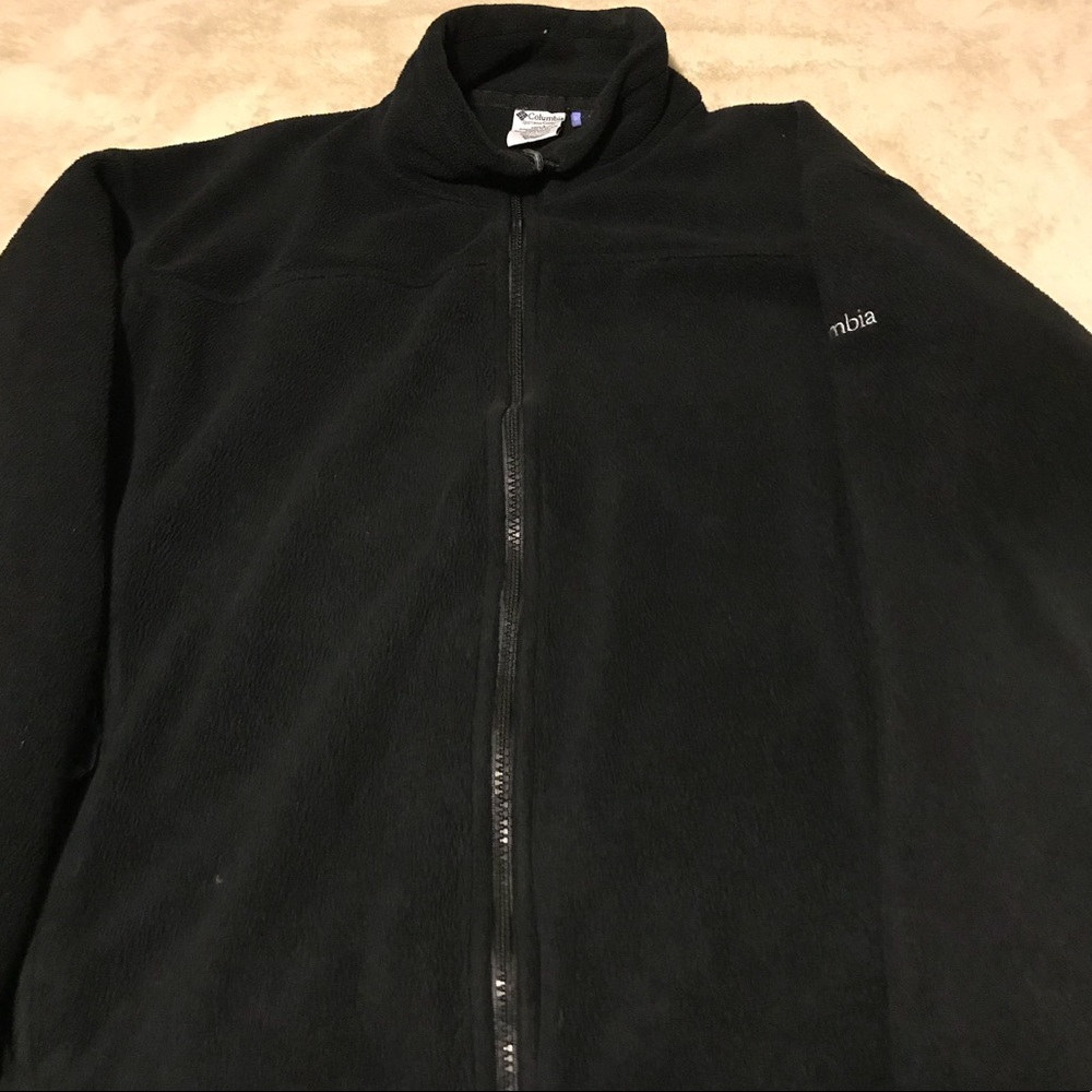 Columbia Large womens black zip up fleece