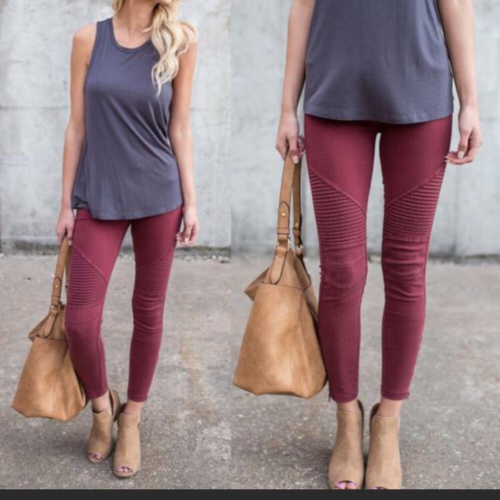 🎉HOST PICK🎉Moto jeggings in burgundy🌺