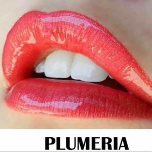 LipSense 👄 Plumeria 👄 NWT