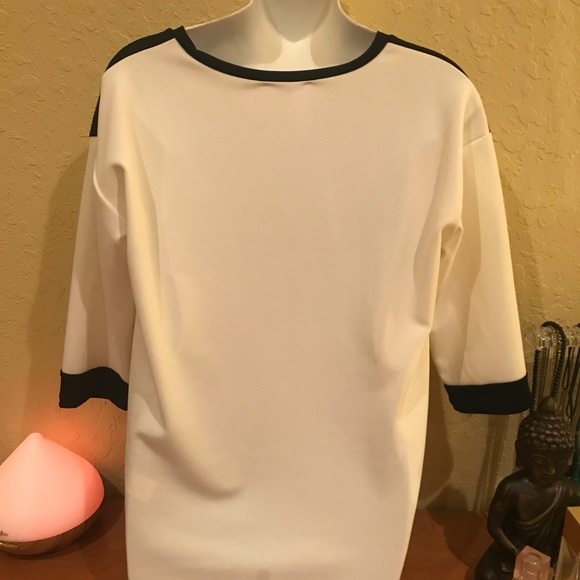 Zara 3/4 sleeve blouse - Picture 2 of 5