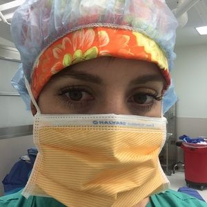 Meet your Posher, Danielle
