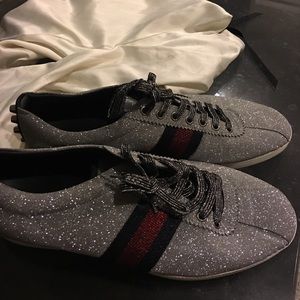 Gucci Glitter Sz 41 (Will trade for Yeezy V2)