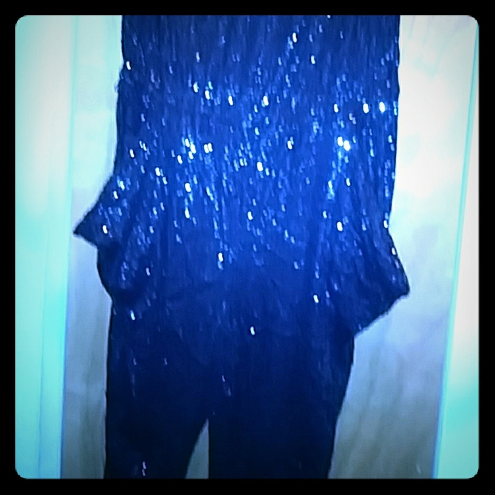 Sequins jumper w/pockets. Boots sold separately.