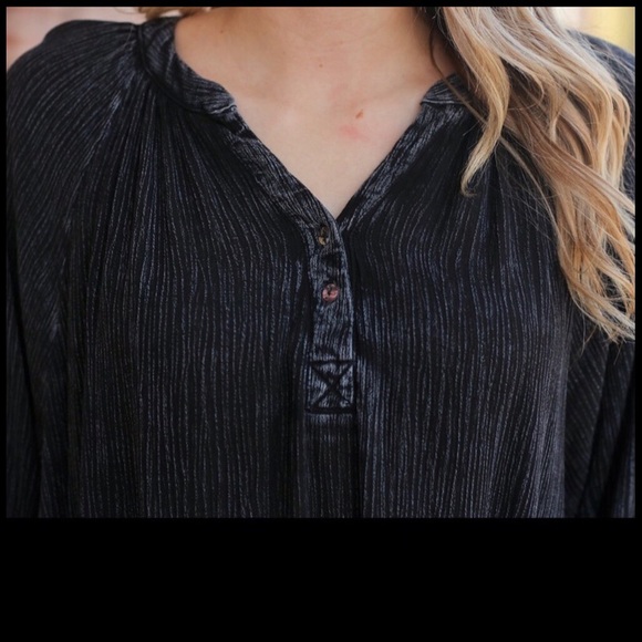 🖤BLACK VINTAGE WASH TUNIC🖤 - Picture 2 of 2