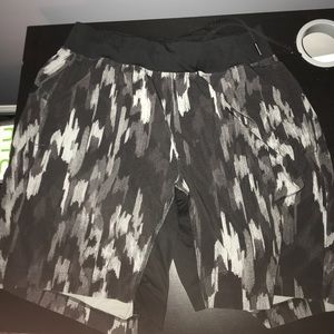 Lu lu lemon 7’ shorts
