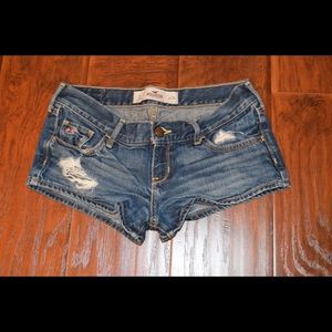 SOLD:Hollister shorts