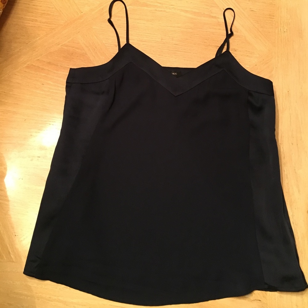 Banana Republic navy tank!