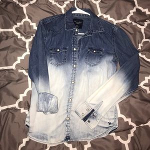 Women’s American Eagle Denim Shirt