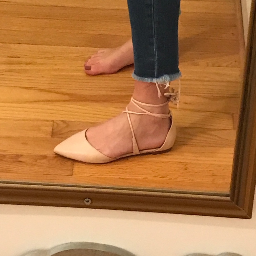 Halogen blush flats
