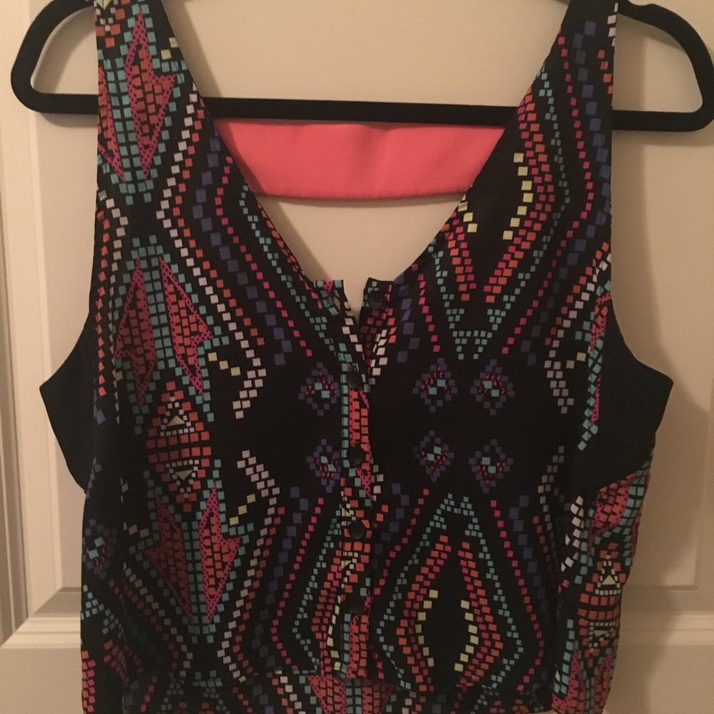 Cropped top. Tribal print