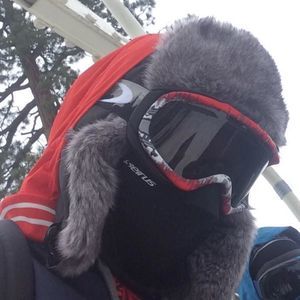 Meet your Posher, Cole