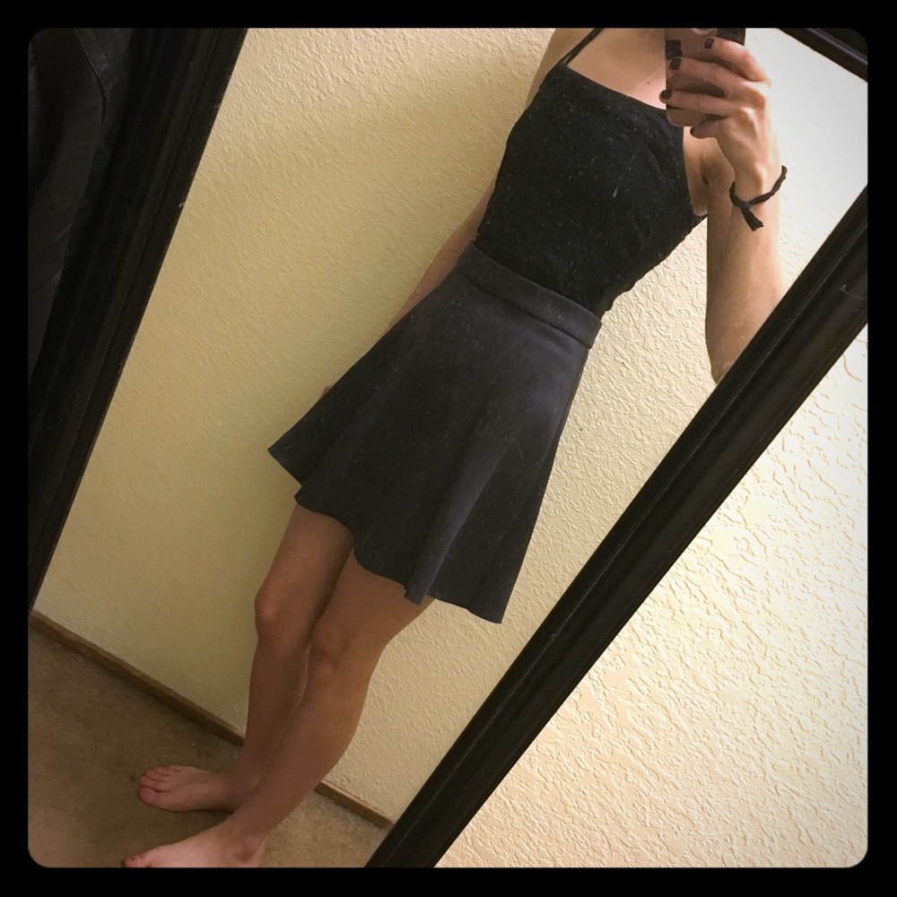 Forever 21 grey scuba skirt
