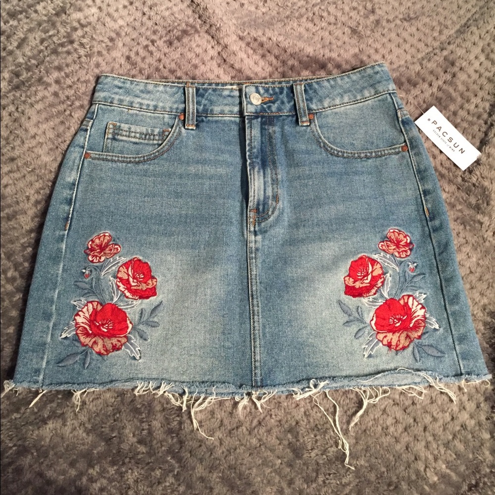 New embroidered denim mini skirt