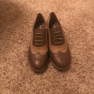 6.5-7 brown heels