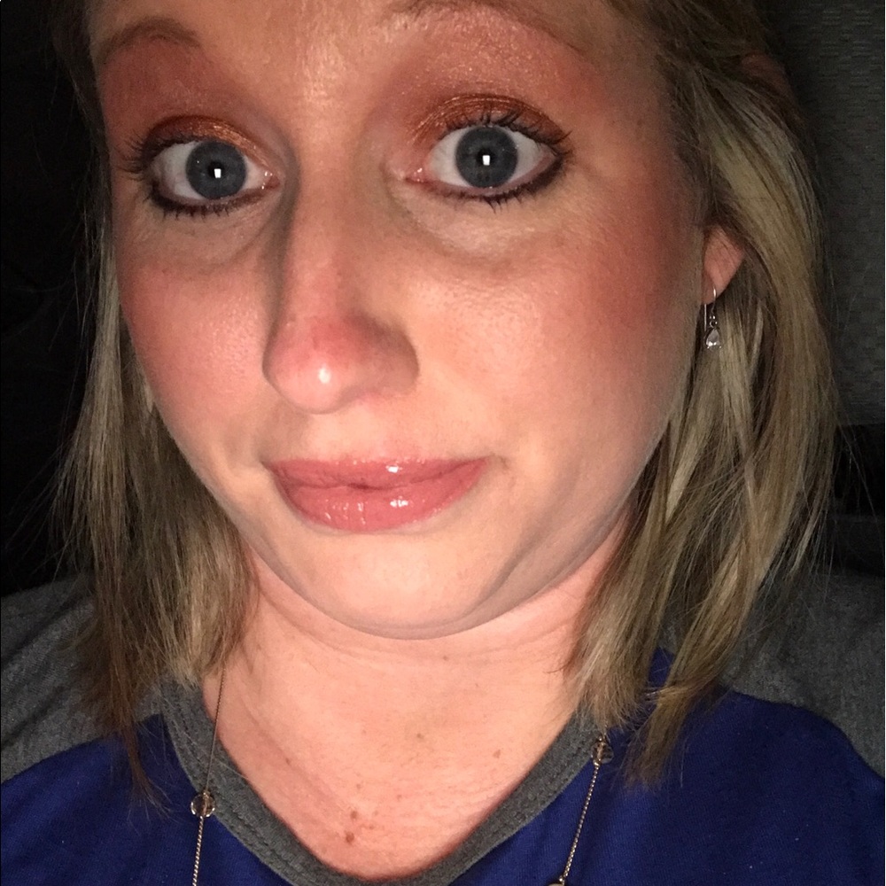 Meet your Posher, Jessica