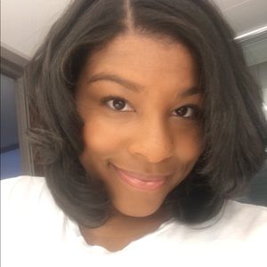 Meet your Posher, Katrina