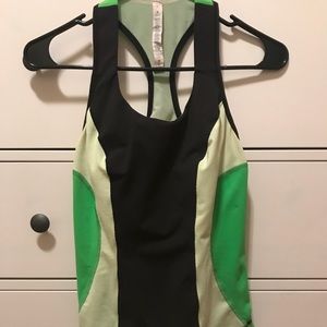 Black and green Lululemon top