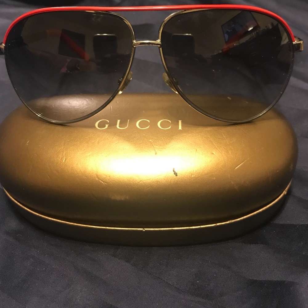 Red Aviator Gucci Sunglasses