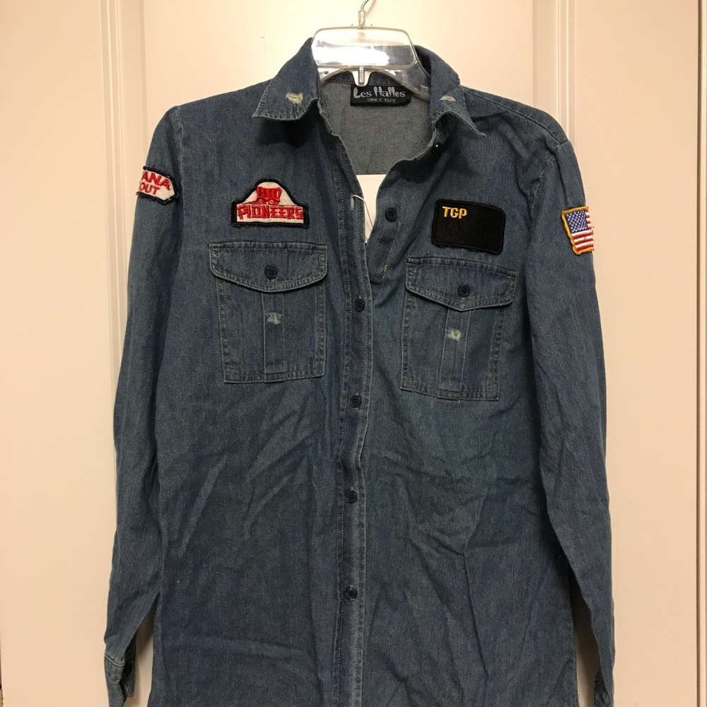 Les Halles distress Jean shirt