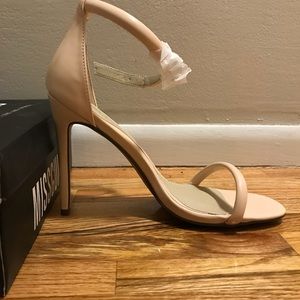 MISSGUIDED NUDE HEELS