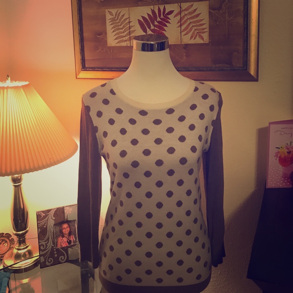 Beautiful Banana Republic polka dot crew sweater S