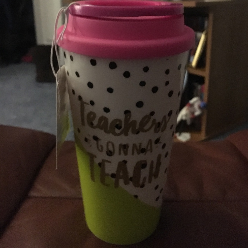 Double wall travel tumbler