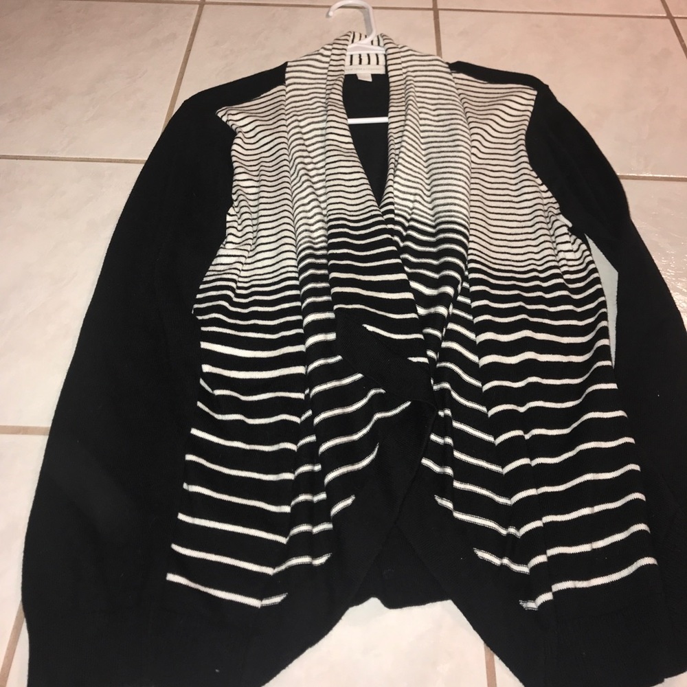 New York & Company cardigan