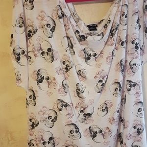 Torrid skull print tunic top & black dress bundle