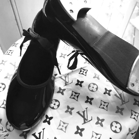 TAP SHOES WITH STAR TONE TAPS - Picture 3 of 7