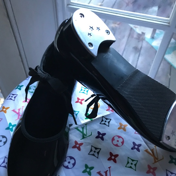 TAP SHOES WITH STAR TONE TAPS - Picture 7 of 7