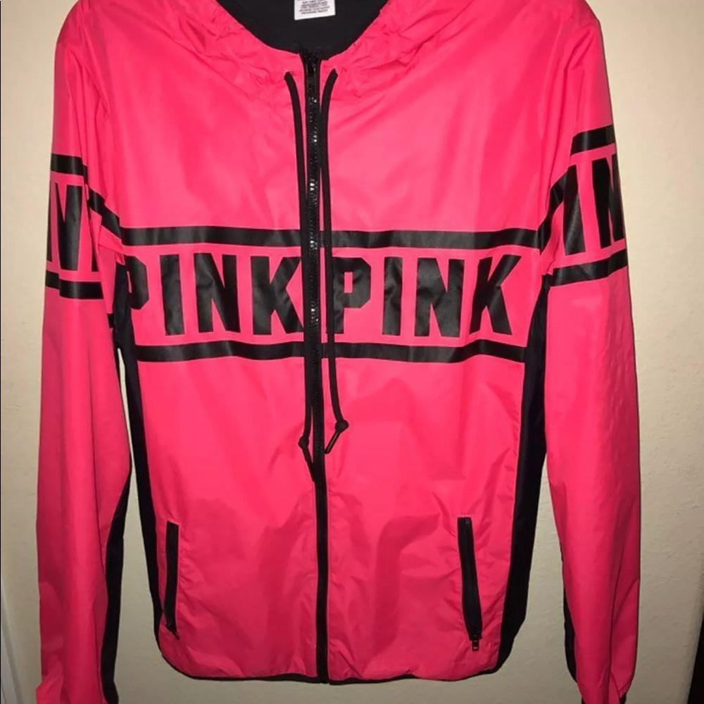 💕 ISO VS PINK Lined Anoraks 💕