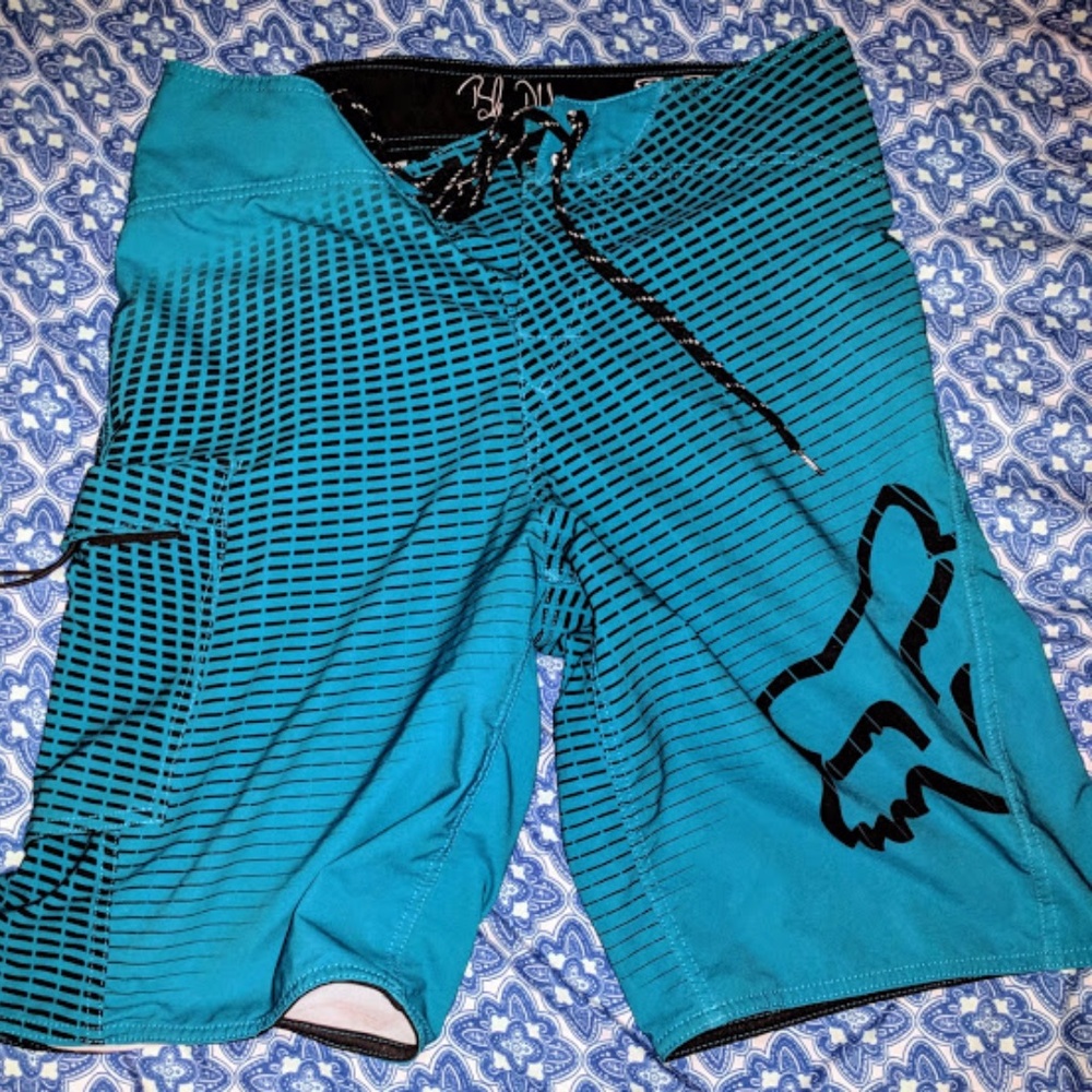 Fox Mens NWOT Boardshorts size 32