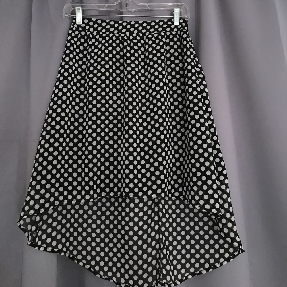 3 for $15! Forever 21 hi-low skirt polka dot