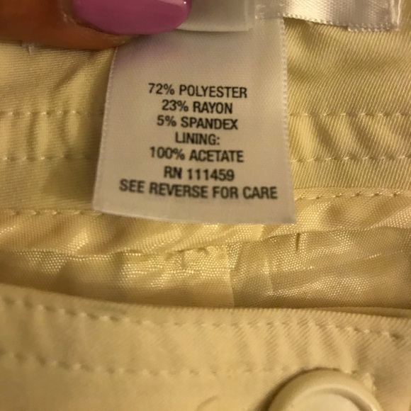 NWOT WHBM Ivory Cropped Pant Sz 12 - Picture 4 of 6