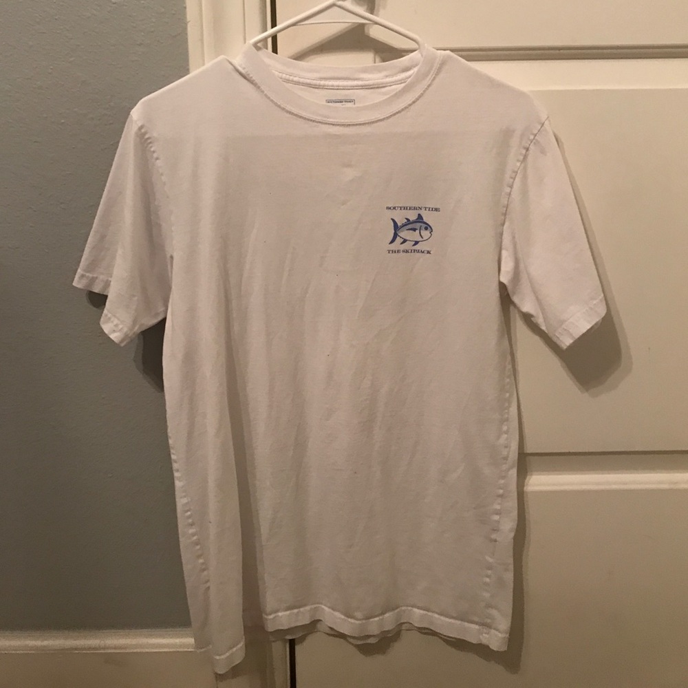 Southern tide logo tee
