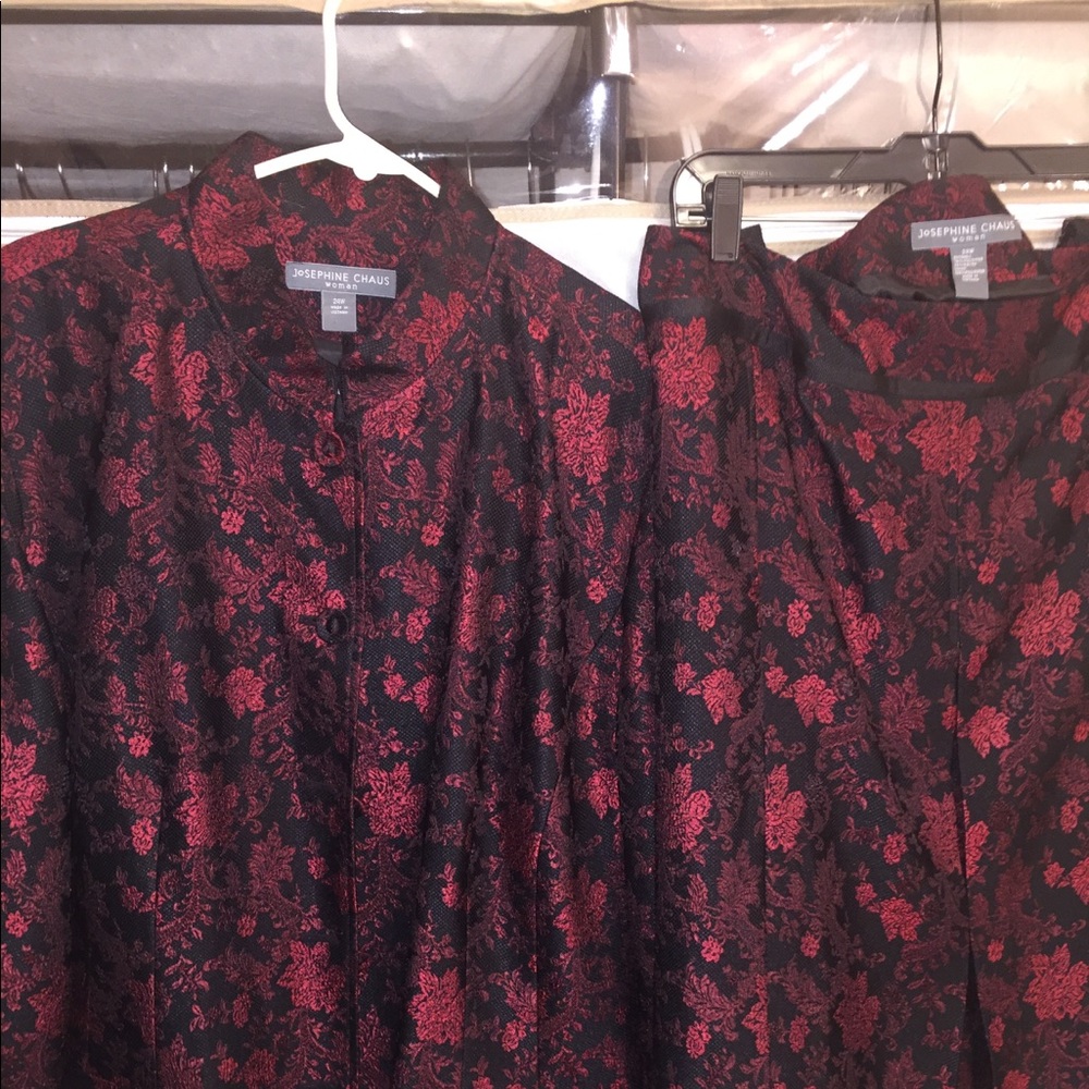 Ladies Fancy Red Suit