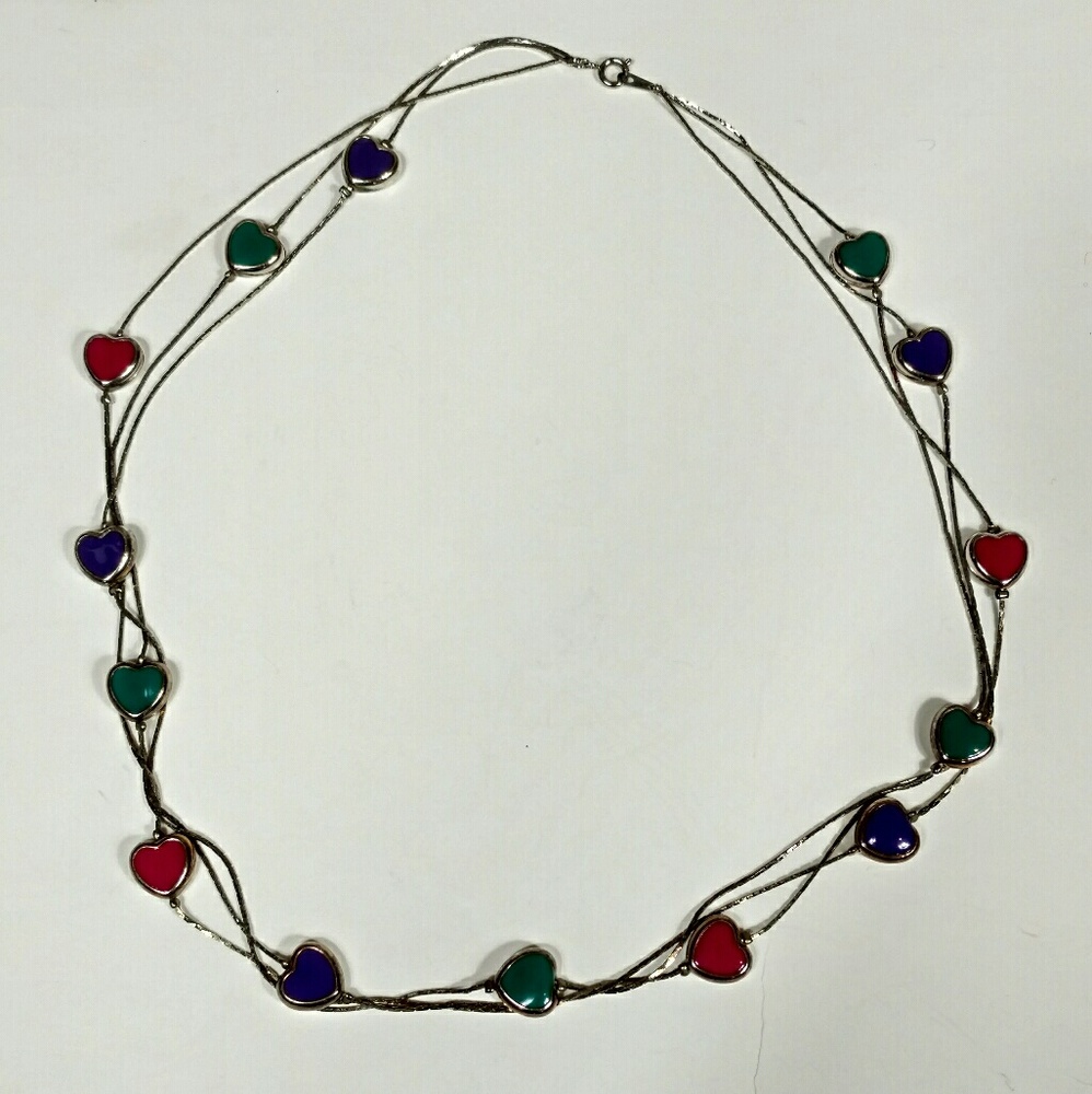 Triple strand silver toned necklace w hearts - Picture 2 of 3