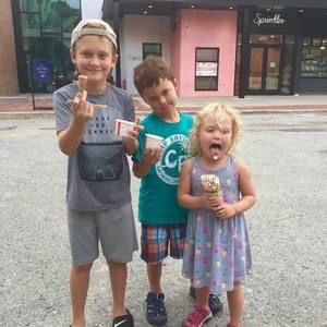 Meet your Posher, Molly