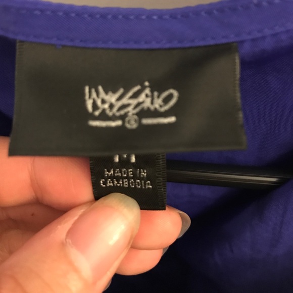 Dress - Picture 2 of 7