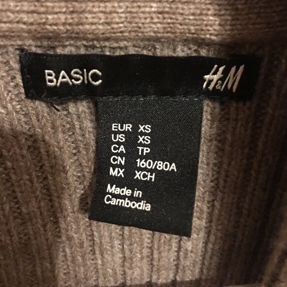 Sweater - Picture 2 of 2