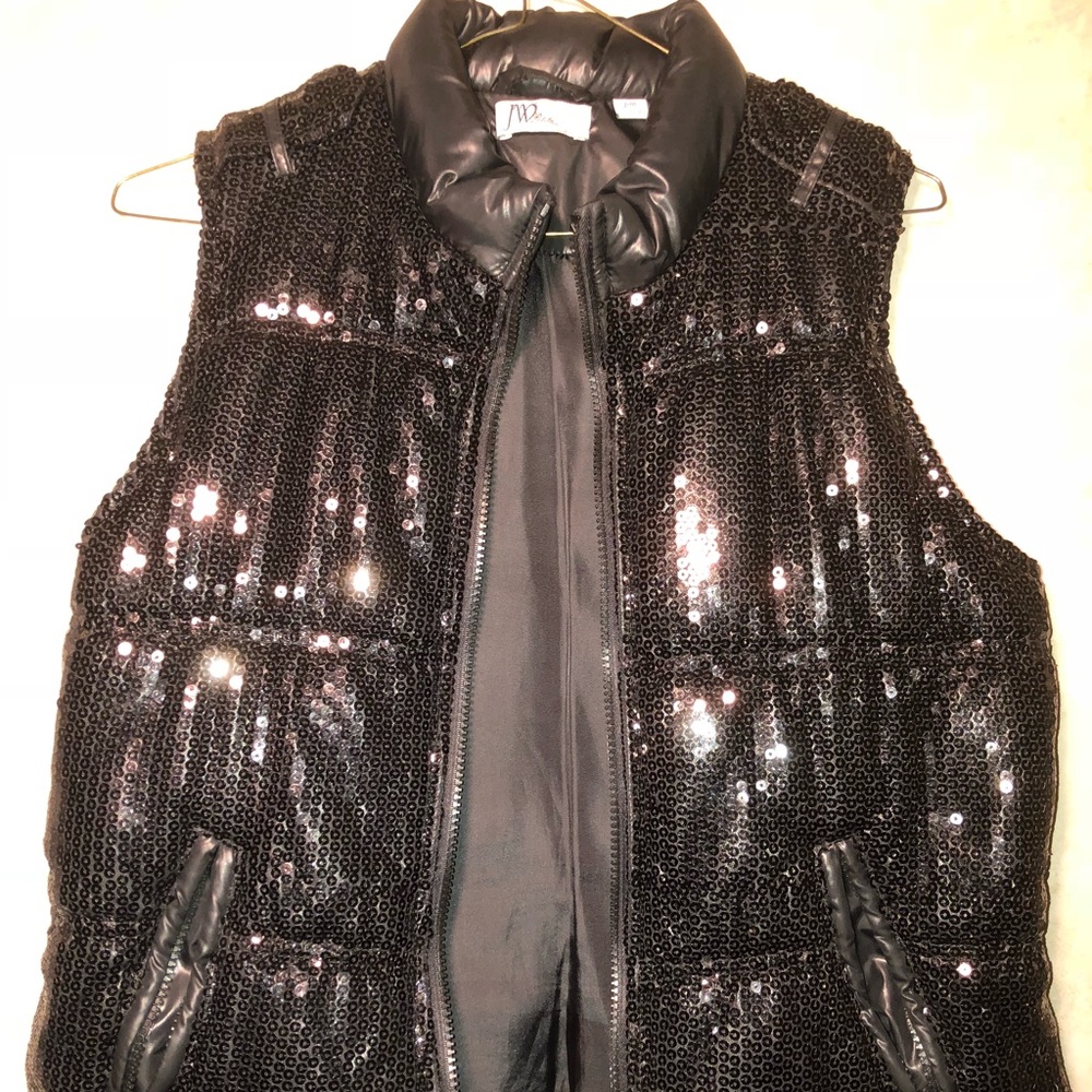 Black sequence Vest