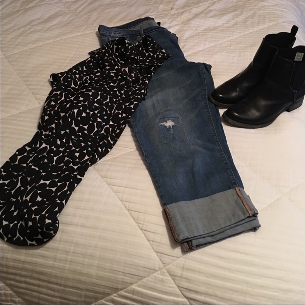 New York & Co Black and White Tunic